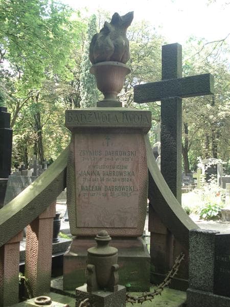 Zdjęcie grobu Zbyniuś Dąbrowski (2)