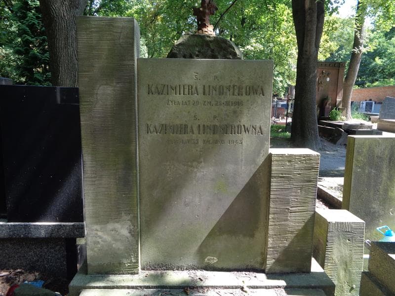 Zdjęcie grobu Kazimiera Lindnerowa (2)