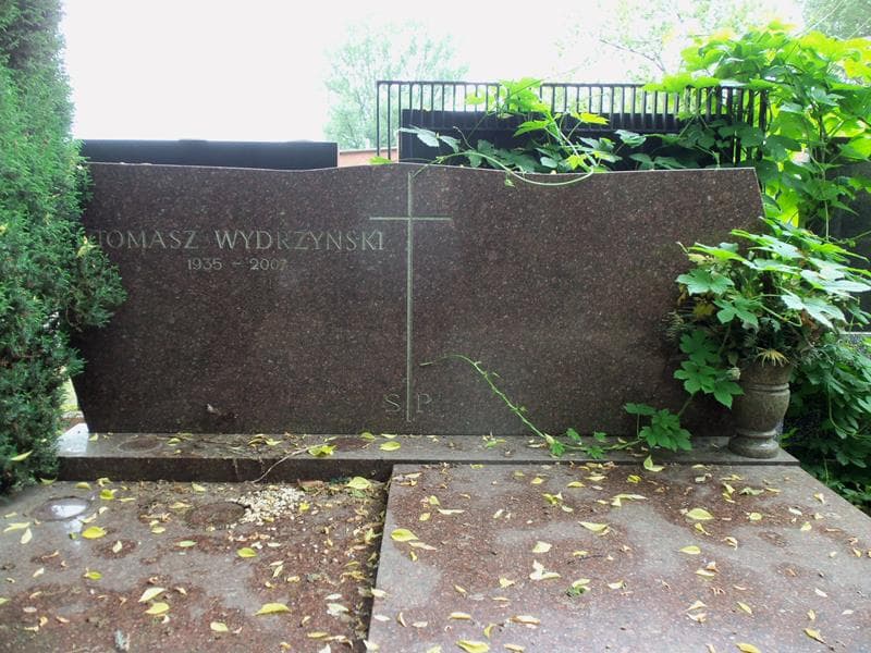 Zdjęcie grobu Tomasz Wydrzyński (2)
