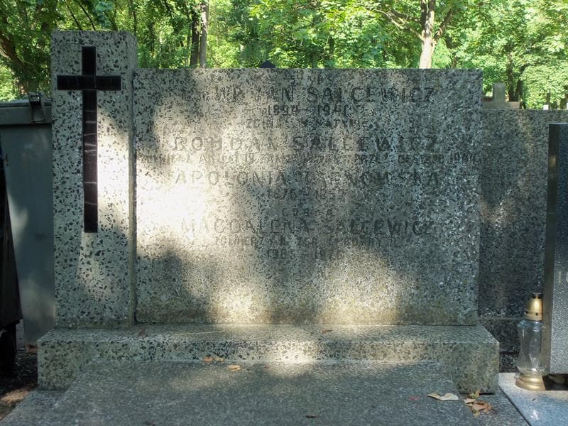 Zdjęcie grobu Apolonia Tarnowska (2)