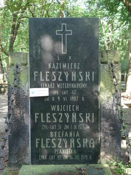 Zdjęcie grobu Wojciech Fleszyński (2)