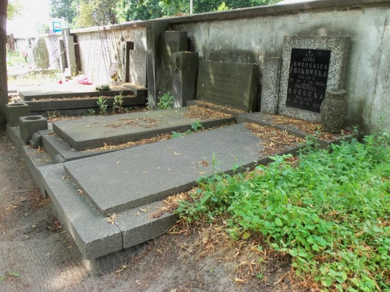 Zdjęcie grobu Franciszka Bogucka (1)