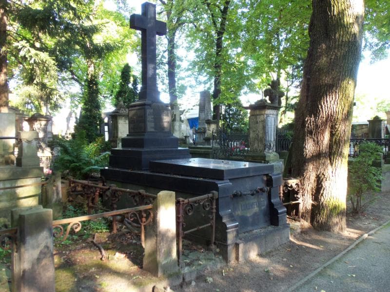 Zdjęcie grobu Karolina Beker (1)