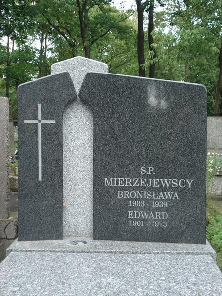 Zdjęcie grobu Bronisława Mierzejewska (2)