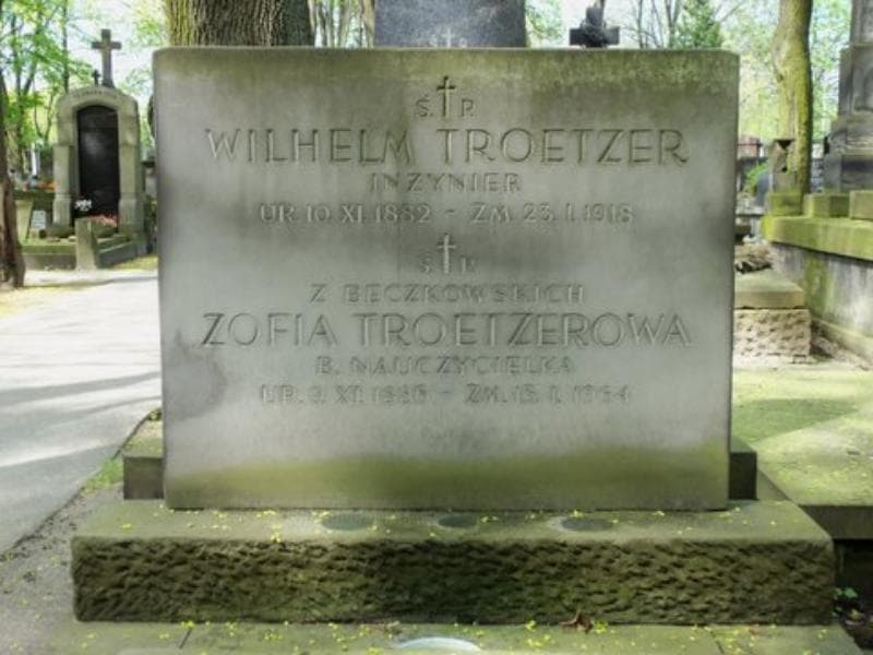 Zdjęcie grobu Halina Troetzer (2)