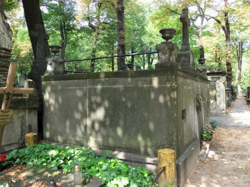 Zdjęcie grobu Jan Iwaszkiewicz (2)