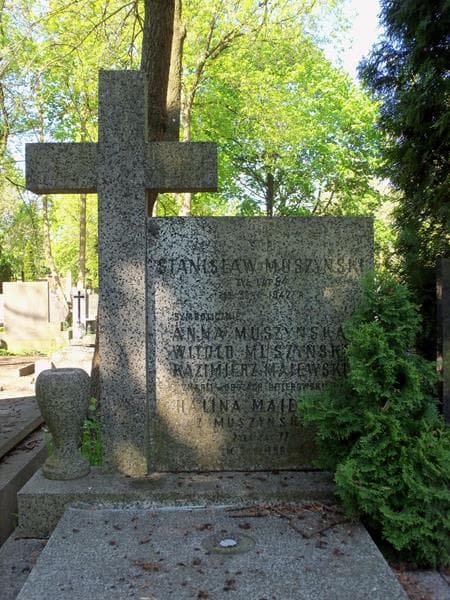 Zdjęcie grobu Halina Majewska (2)