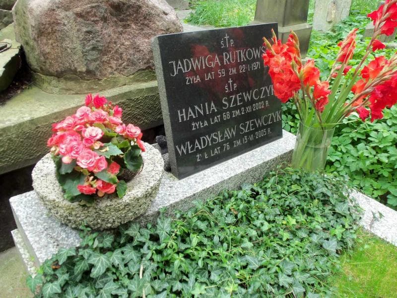 Zdjęcie grobu Hania Szewczyk (2)