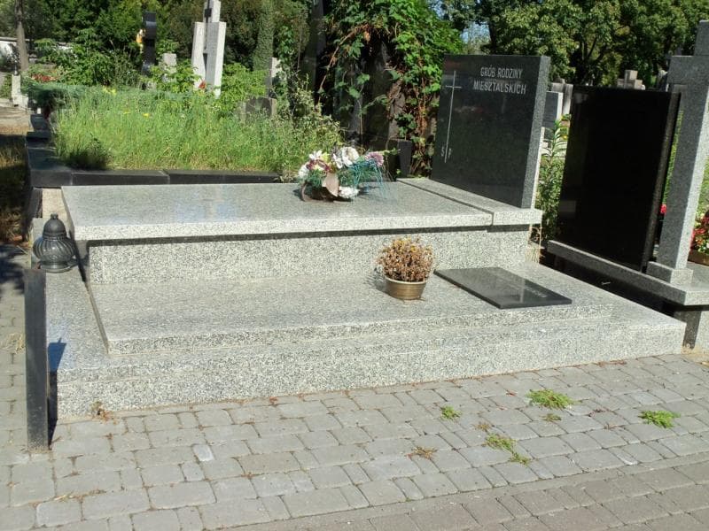 Zdjęcie grobu Janina Leoniak (1)