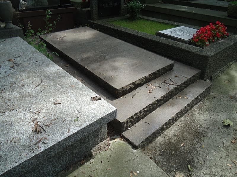 Zdjęcie grobu Aleksy Ciechanowiecki (2)