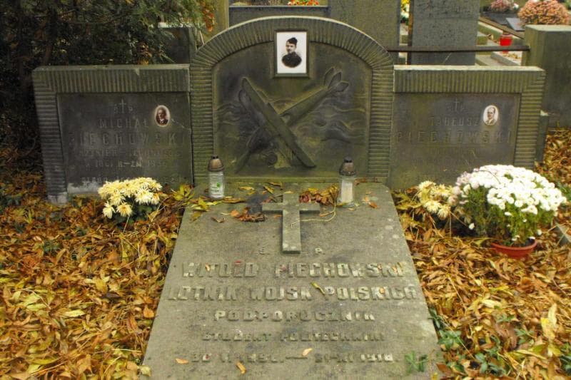 Zdjęcie grobu Tadeusz Piechowski (2)