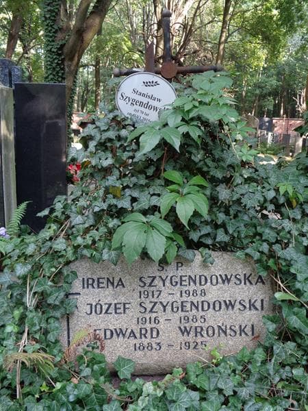 Zdjęcie grobu Edward Wroński (2)
