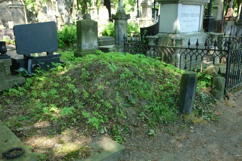 Zdjęcie grobu Pole Grobowe (1)