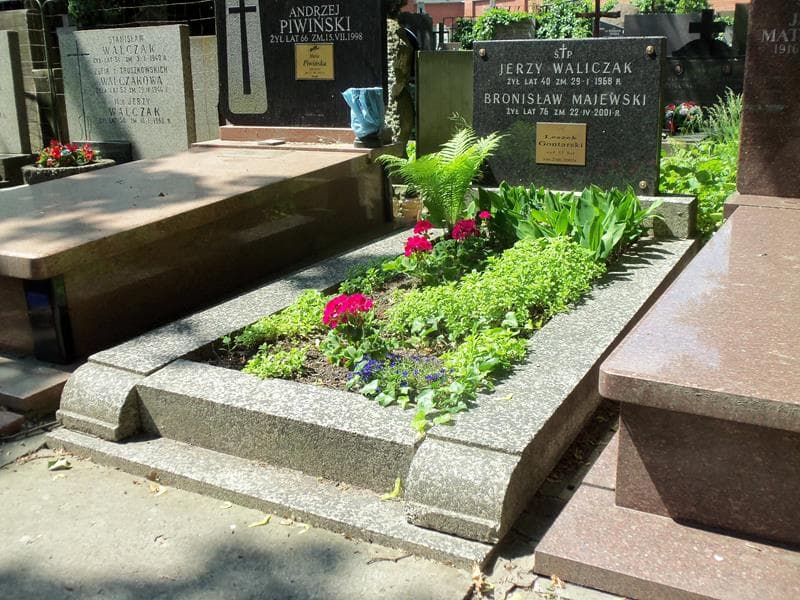 Zdjęcie grobu Jerzy Waliczak (1)