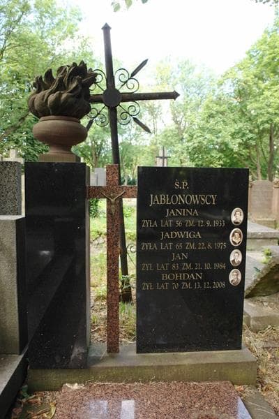 Zdjęcie grobu Bohdan Jabłonowski (2)