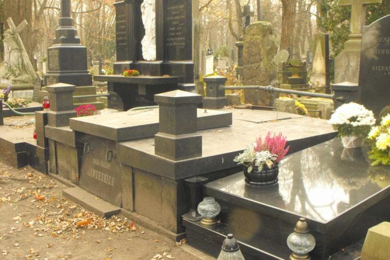 Zdjęcie grobu Jaworscy (1)