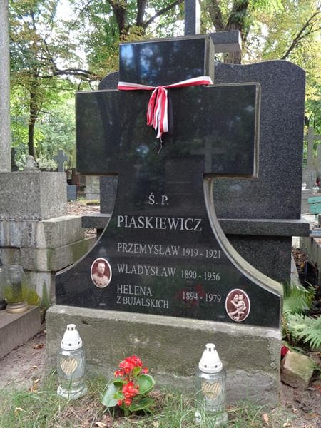 Zdjęcie grobu Przemysław Piaskiewicz (2)