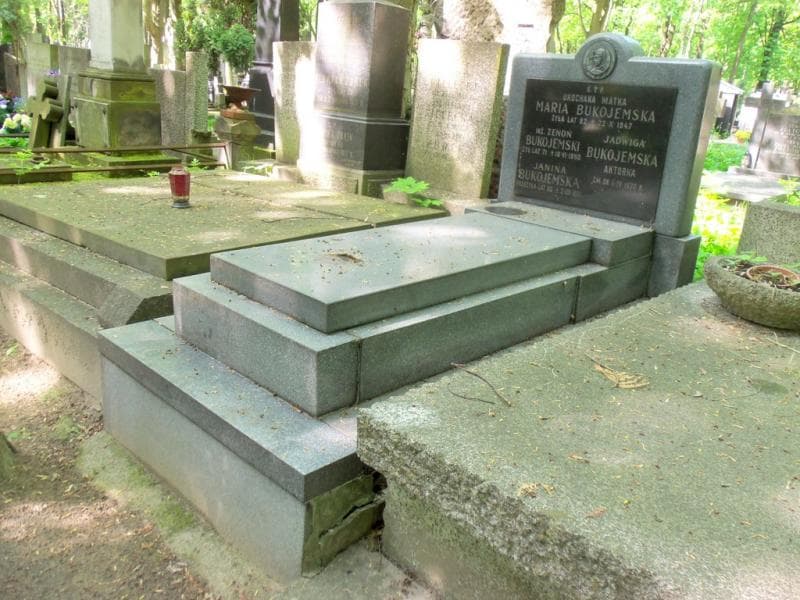 Zdjęcie grobu Maria Bukojemska (1)