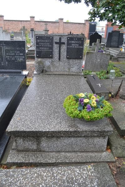 Zdjęcie grobu Antoni Dobrzycki (1)