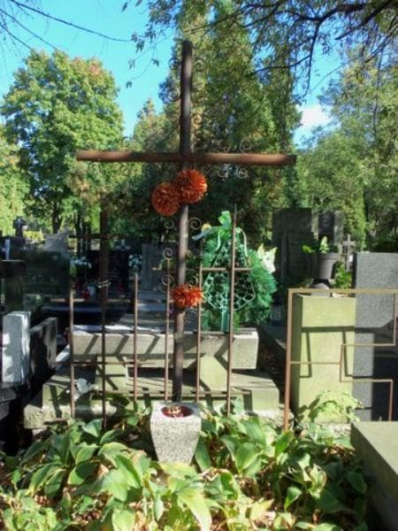 Zdjęcie grobu Anonim (1)
