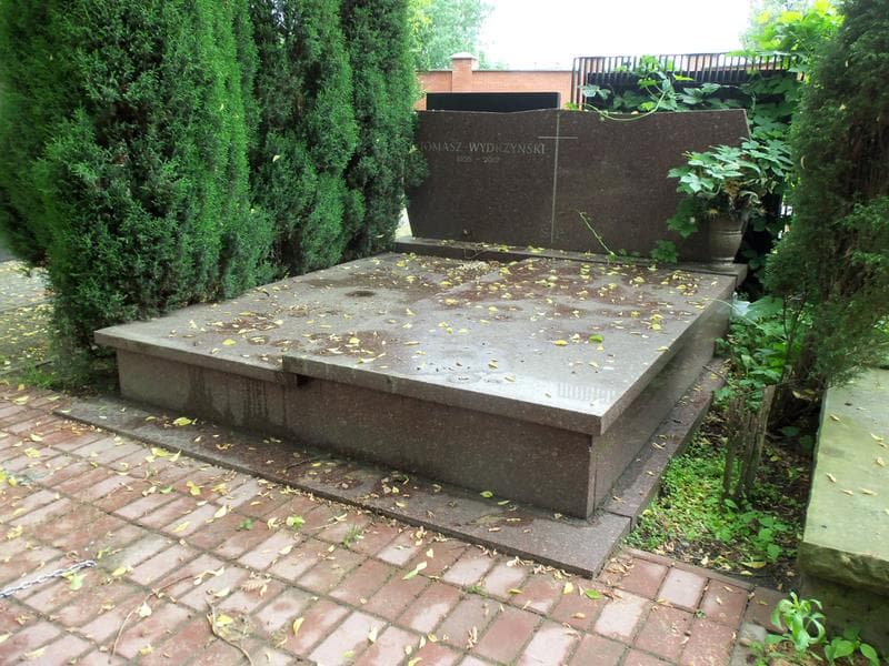 Zdjęcie grobu Tomasz Wydrzyński (1)