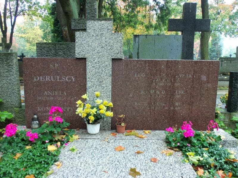 Zdjęcie grobu Konstanty Derulski (2)
