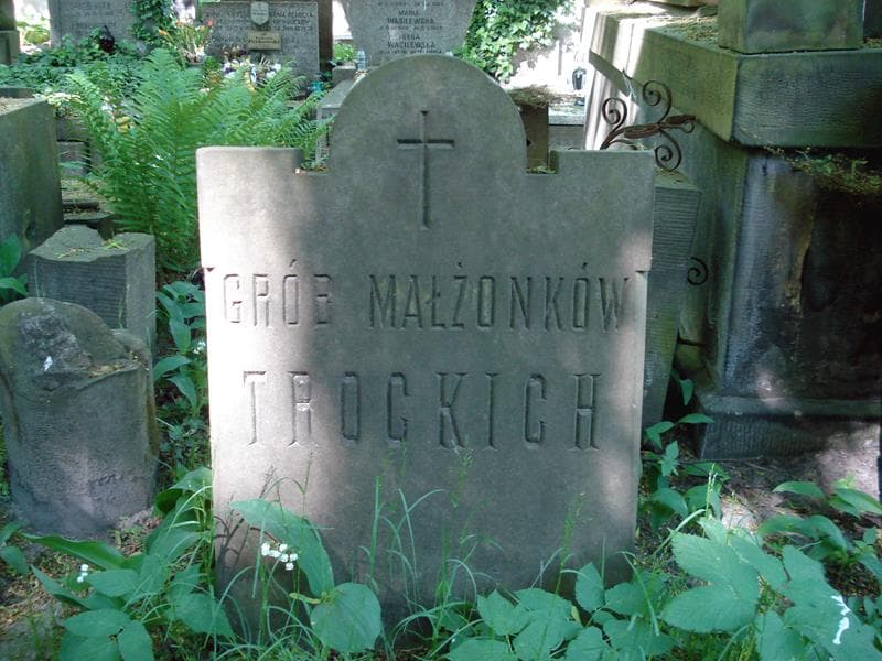 Zdjęcie grobu Gustaw Trocki (1)