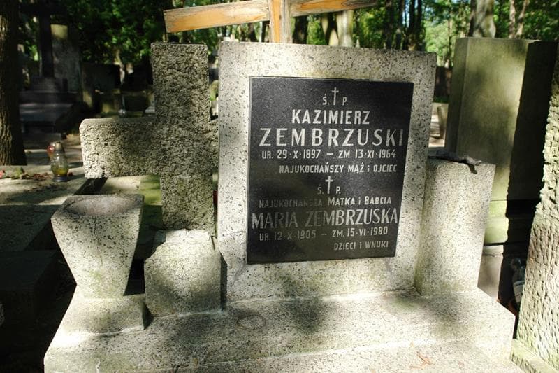 Zdjęcie grobu Maria Zembrzuska (2)
