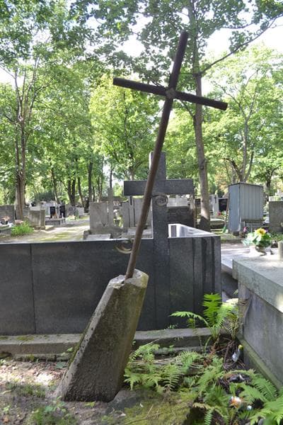 Zdjęcie grobu Anonim (2)
