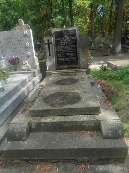 Zdjęcie grobu Bazyli Lenkiewicz (1)