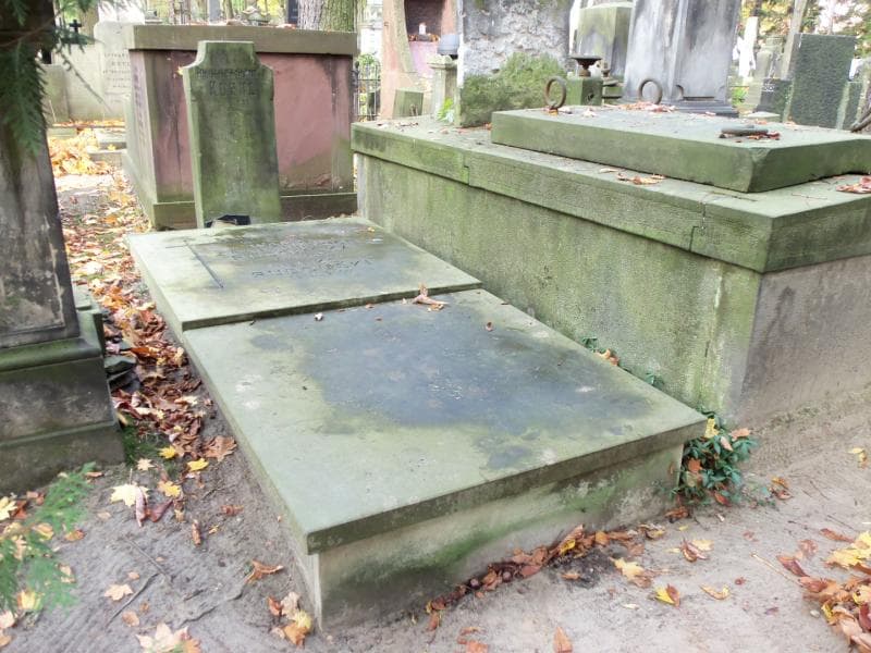 Zdjęcie grobu Franciszek Bernard Kuhnl (1)