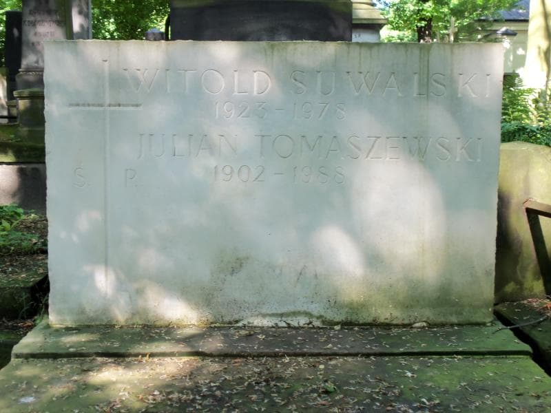 Zdjęcie grobu Julian Tomaszewski (2)