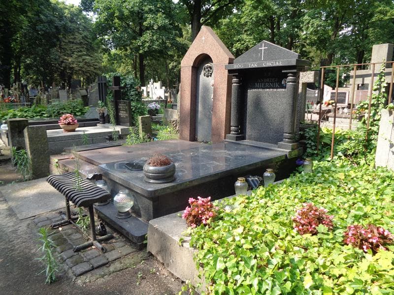 Zdjęcie grobu: Andrzej Miernik