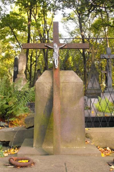 Zdjęcie grobu Boguccy (2)