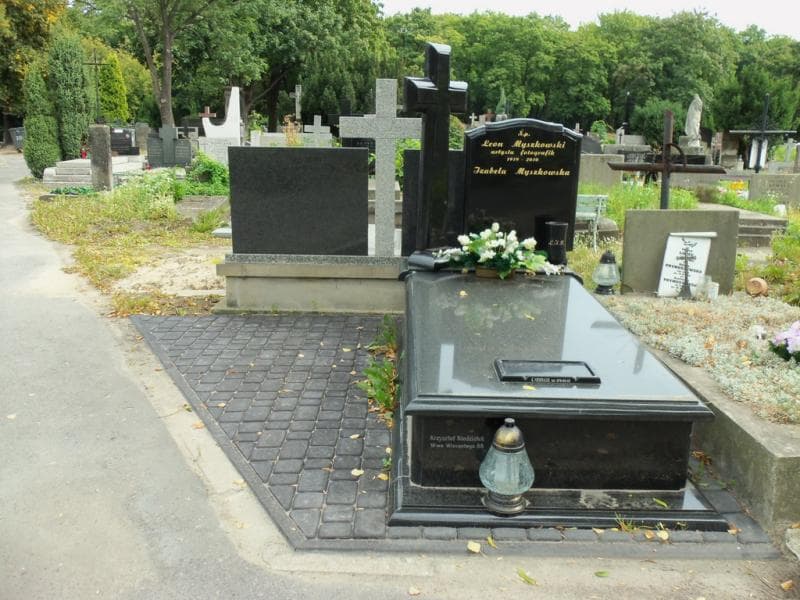 Zdjęcie grobu: Leon Myszkowski