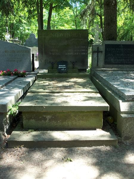 Zdjęcie grobu: Henryk Nowiński