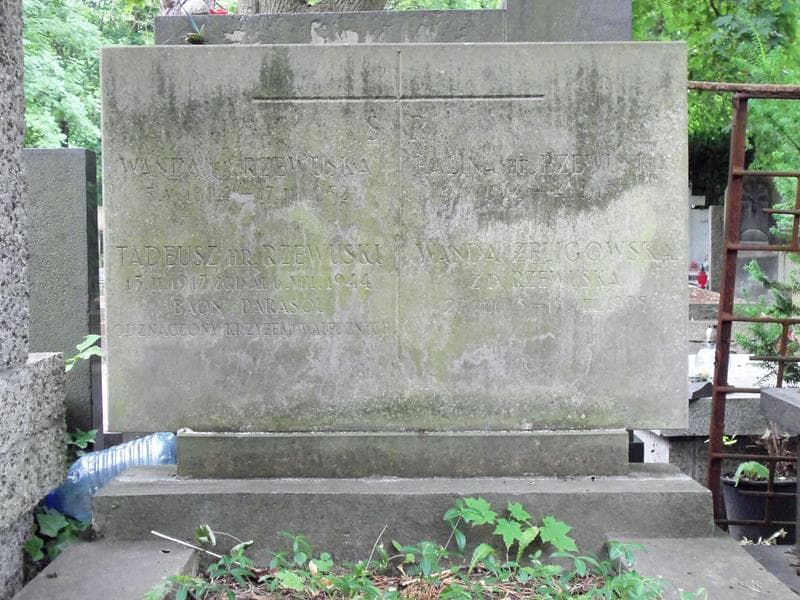 Zdjęcie grobu Halina Rzewuska (2)