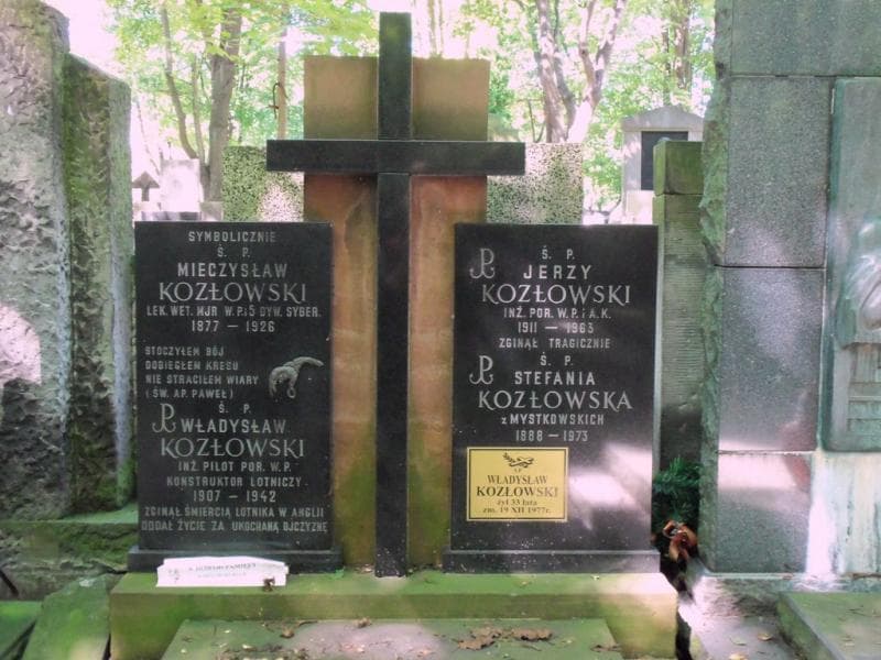 Zdjęcie grobu Władysław Kozłowski (2)