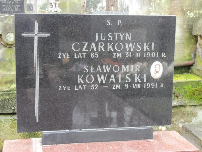 Zdjęcie grobu Justyn Czarkowski (2)