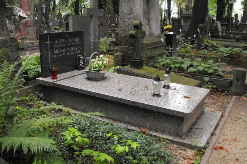 Zdjęcie grobu Jerzy Basik (1)