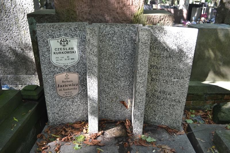 Zdjęcie grobu Stanisława Kurowska (2)