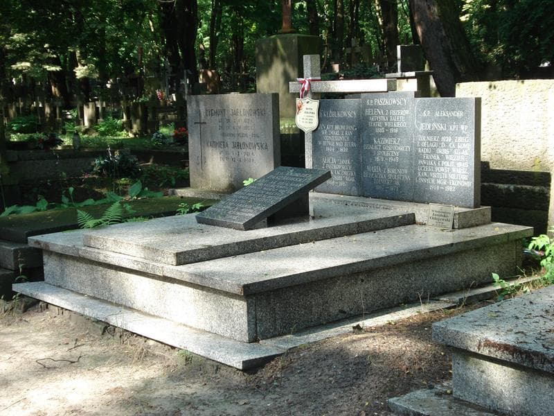 Zdjęcie grobu Jan Kłobukowski (1)