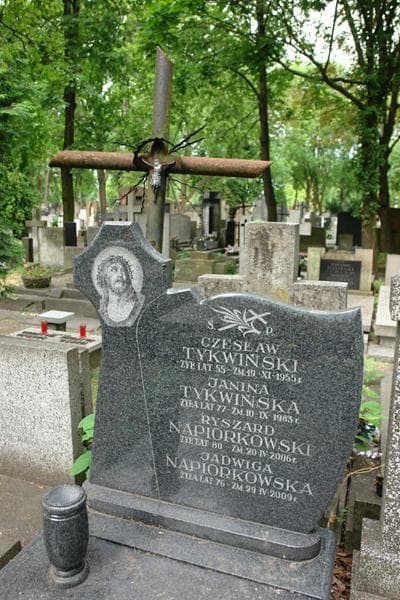 Zdjęcie grobu Czesław Tykwiński (2)