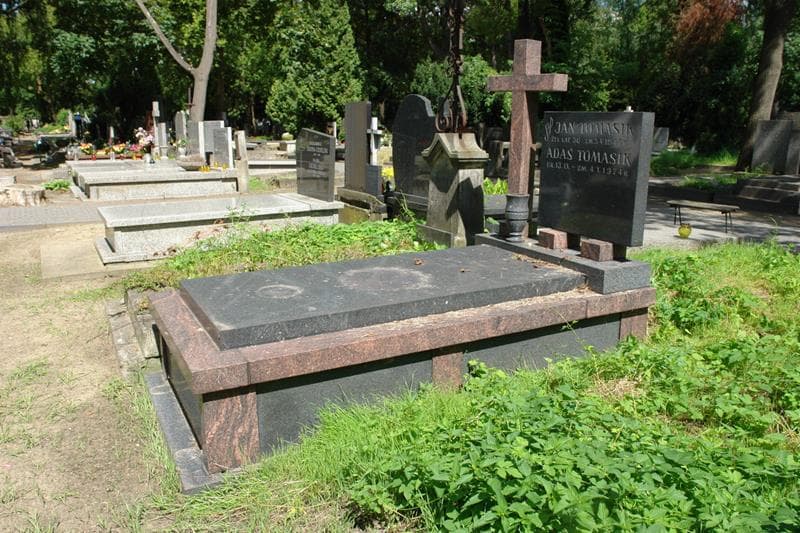 Zdjęcie grobu: Adaś Tomasik