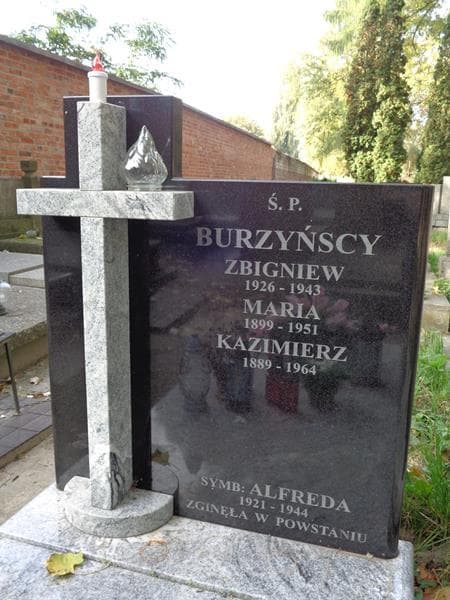 Zdjęcie grobu Zbigniew Burzyński (2)