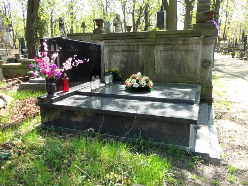 Zdjęcie grobu Waldemar Janik (1)