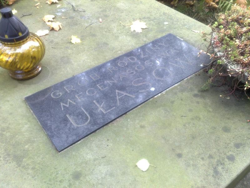 Zdjęcie grobu Stanisław Ułas (2)