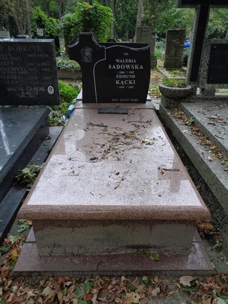 Zdjęcie grobu Edmund Kącki (1)