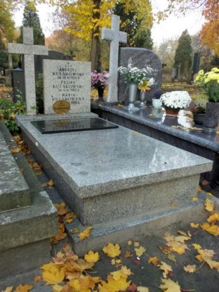 Zdjęcie grobu Andrzej Kułakowski (1)