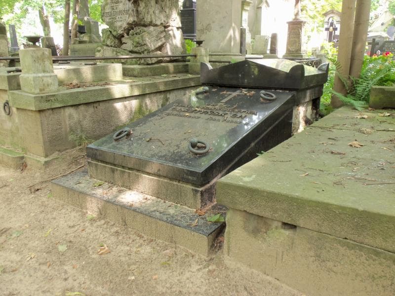 Zdjęcie grobu Kazimierz Olsztyński (2)